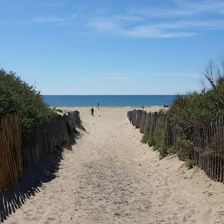 T3 Rez De Jardin Capao Richelieu *